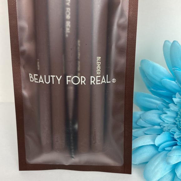 Beauty For Real makeup brush set of 5 NEW in package - Picture 3 of 10